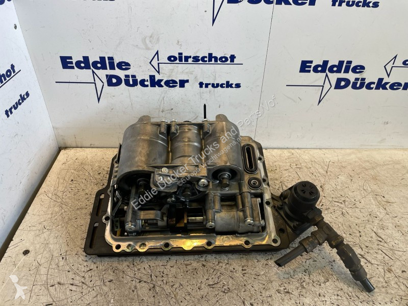 قطع غيار الآليات الثقيلة Iveco 42557282...
