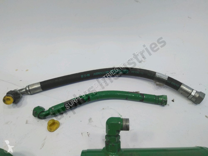 قطع غيار الآليات الثقيلة John Deere 8345R