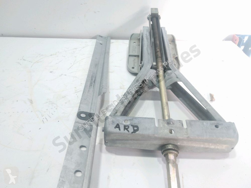 قطع غيار الآليات الثقيلة  DIAMANT 590