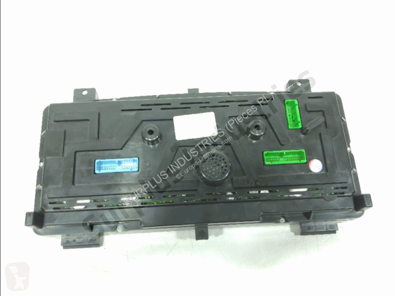 قطع غيار الآليات الثقيلة Volvo FL 240