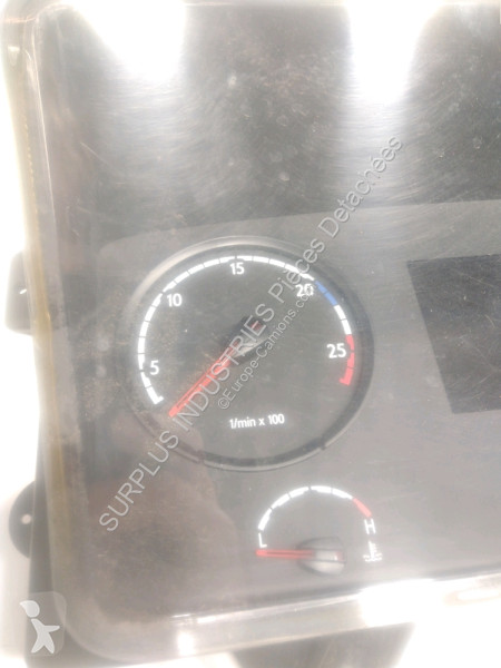 قطع غيار الآليات الثقيلة Scania R 560