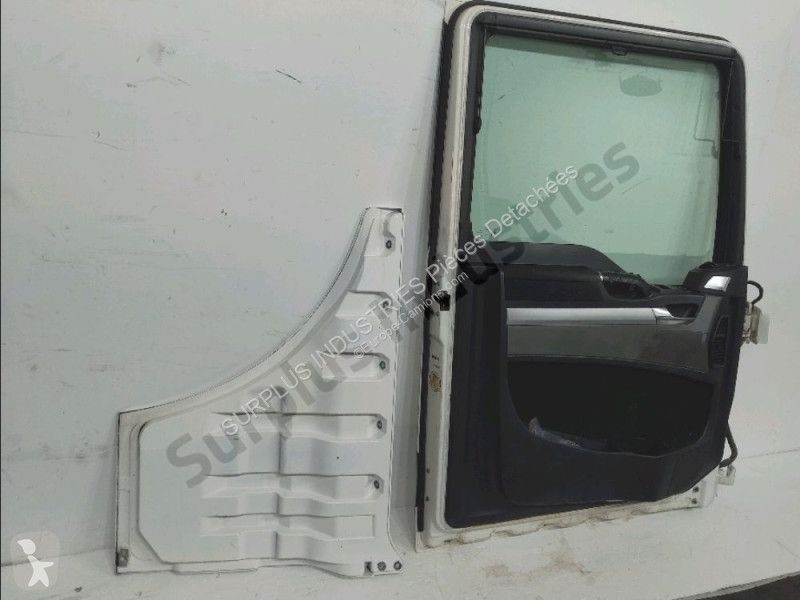 قطع غيار الآليات الثقيلة MAN TGX 18.440