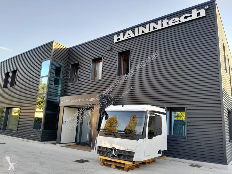 قطع غيار الآليات الثقيلة Mercedes AROCS ACTROS...