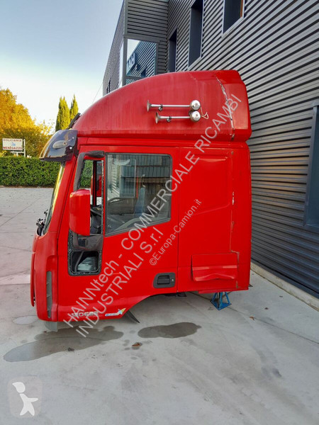 Pezzi di ricambio per mezzi pesanti Iveco...