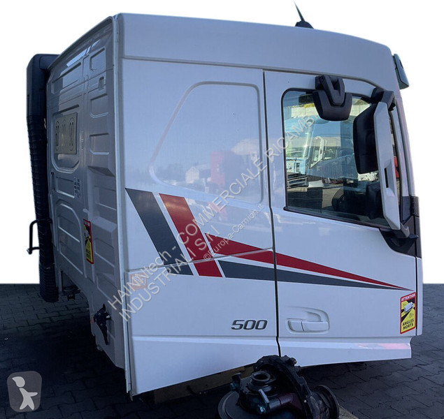 قطع غيار الآليات الثقيلة Volvo 4 LOW ROOF L2 H1...