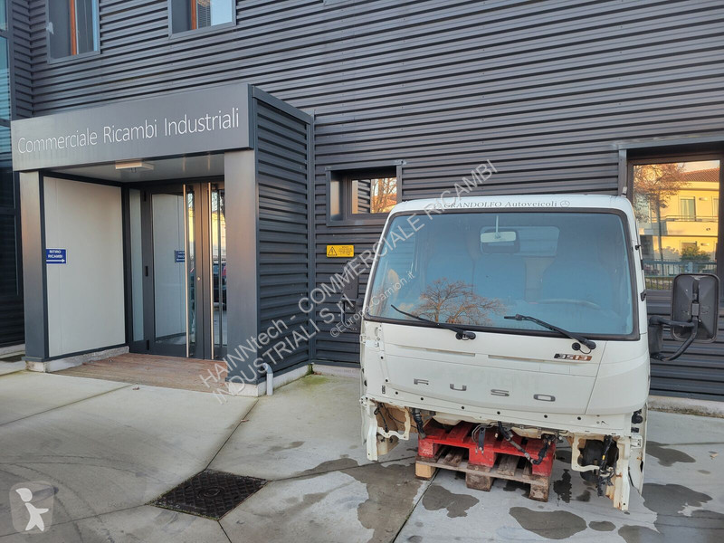 Pezzi di ricambio per mezzi pesanti Mitsubishi...
