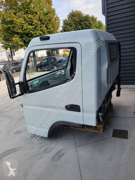 Pezzi di ricambio per mezzi pesanti Mitsubishi...