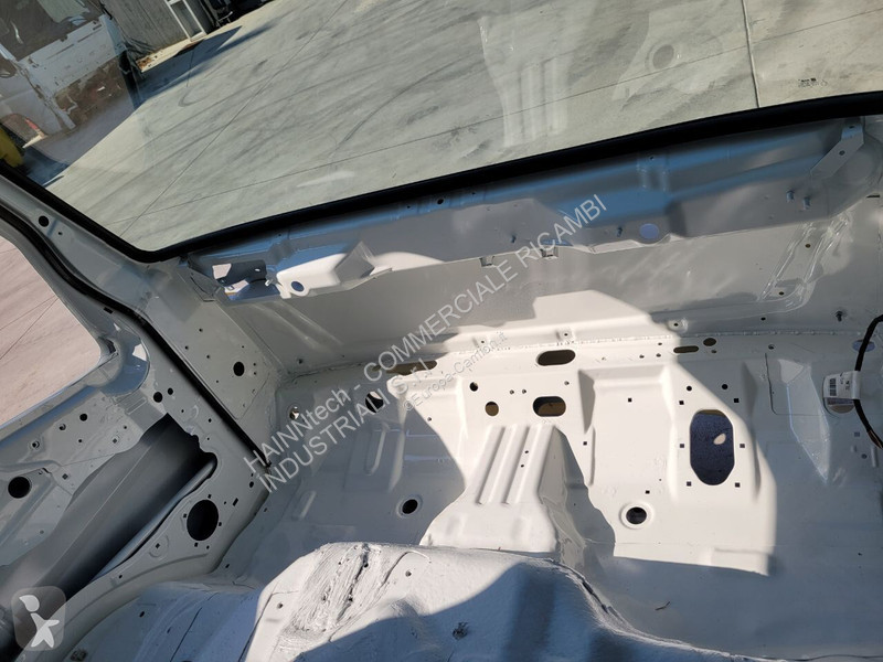 قطع غيار الآليات الثقيلة Mitsubishi Fuso CANTER...