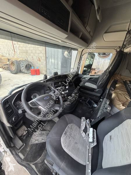 قطع غيار الآليات الثقيلة Ford
