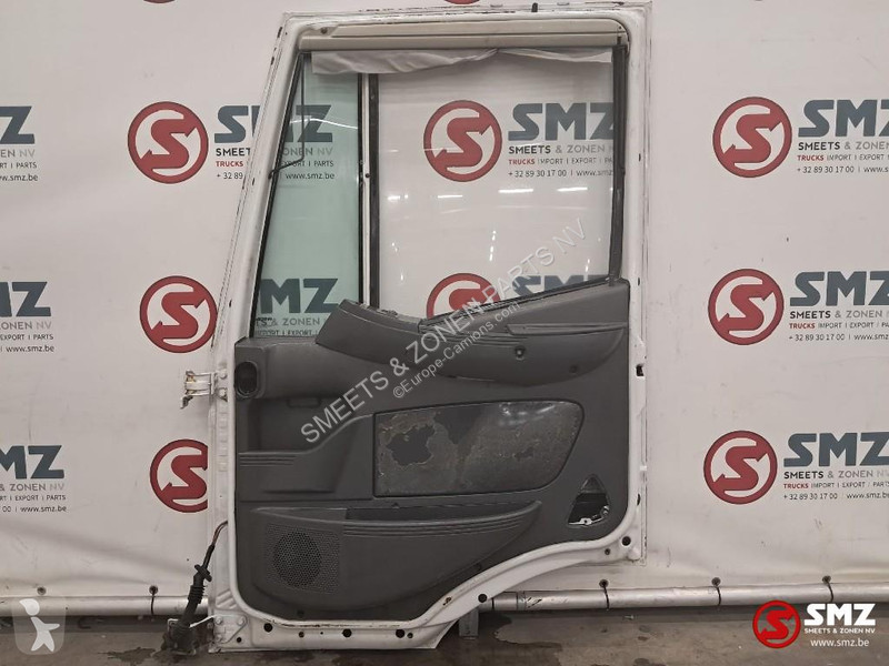 قطع غيار الآليات الثقيلة Iveco Occ deur rechts...