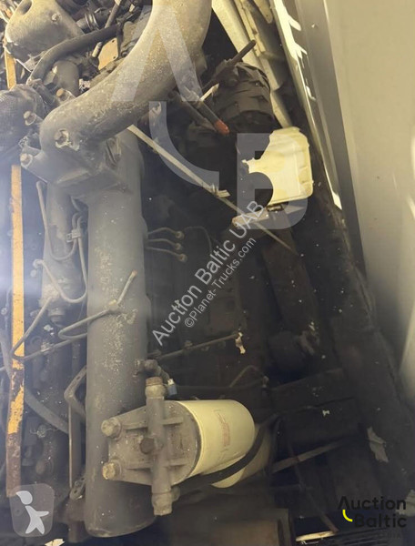 قطع غيار الآليات الثقيلة  engine