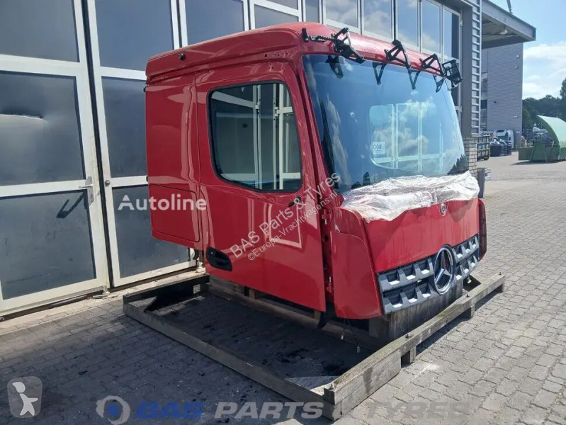 قطع غيار الآليات الثقيلة Mercedes