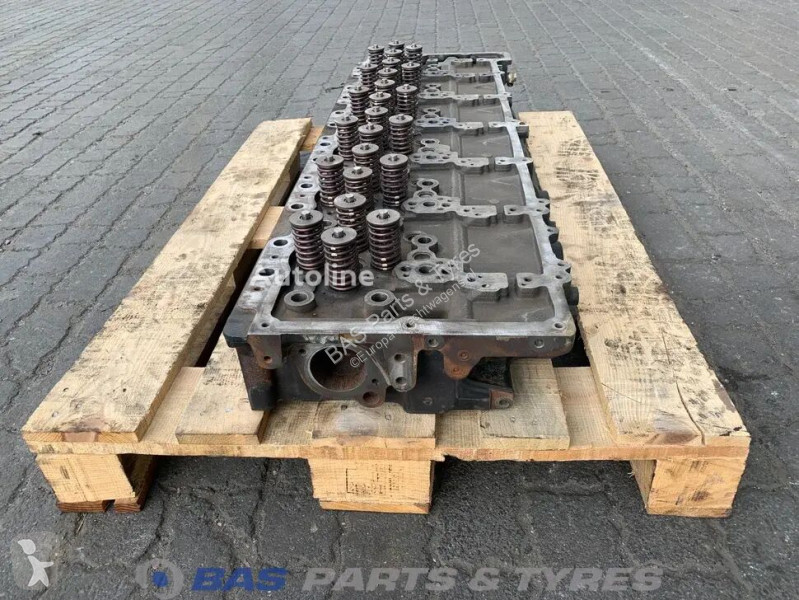 قطع غيار الآليات الثقيلة MAN Cylinderhead D3876...