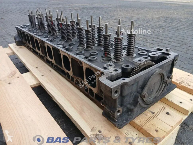 قطع غيار الآليات الثقيلة Mercedes Cylinderhead...