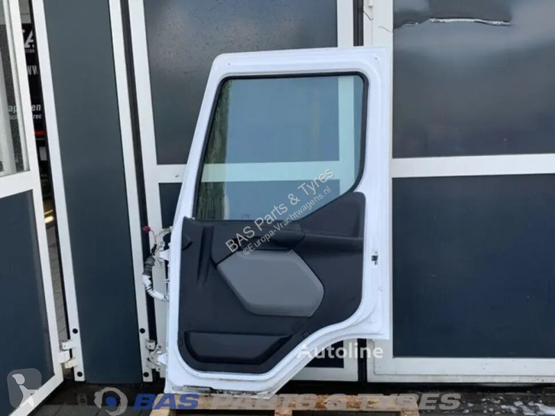 قطع غيار الآليات الثقيلة Renault D-Serie Right