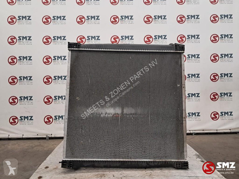قطع غيار الآليات الثقيلة Scania Occ adiator Scania