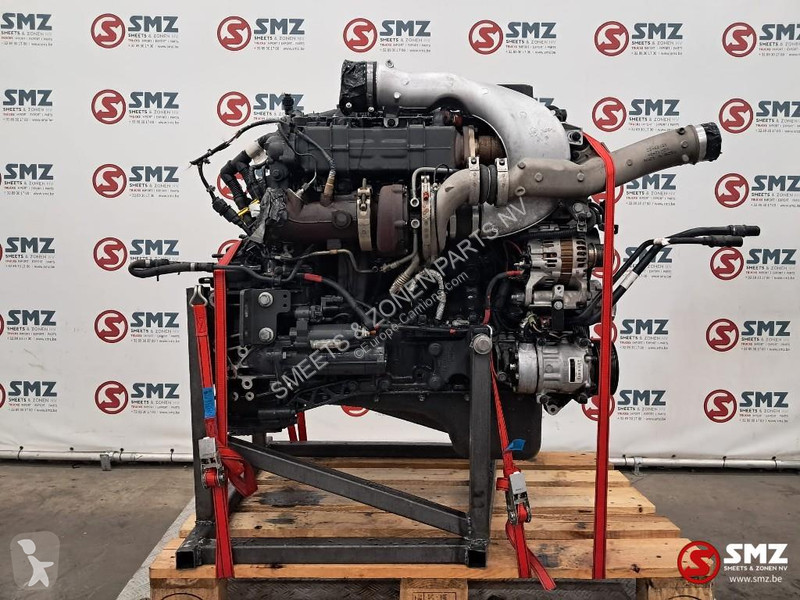 قطع غيار الآليات الثقيلة Renault Occ Motor DTI5...