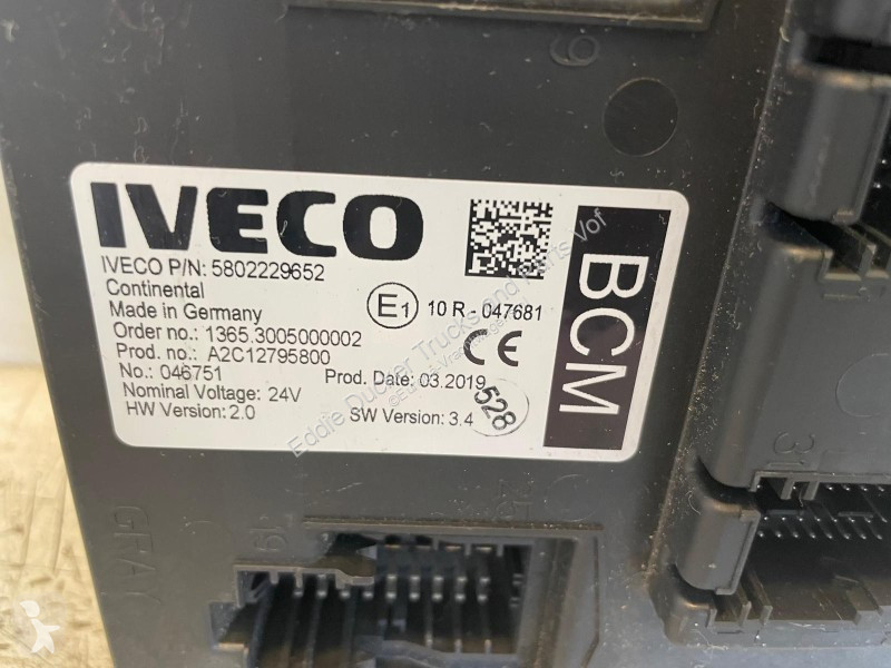 قطع غيار الآليات الثقيلة Iveco 5802229652 BCM...