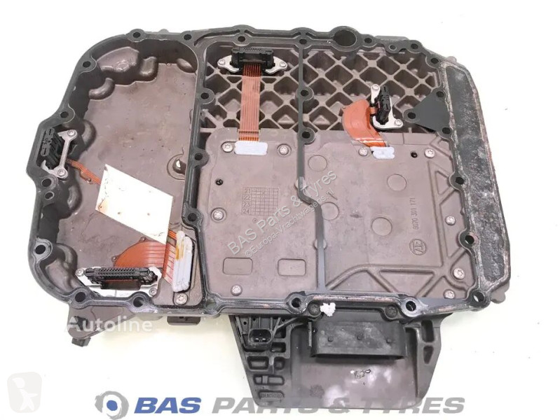 DAF ECU 12TX2210 TD TraXon truck part