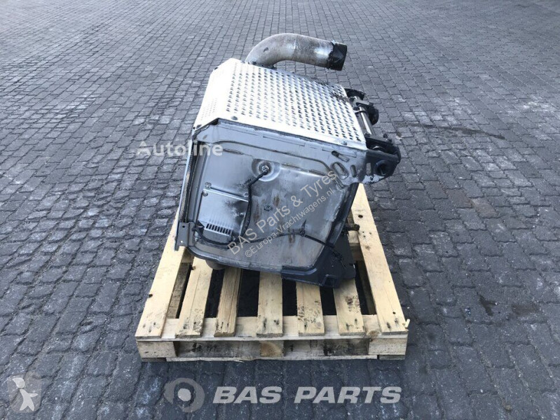 قطع غيار الآليات الثقيلة Mercedes Silencer...