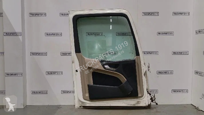 Náhradní díly pro kamiony Mercedes Body &...