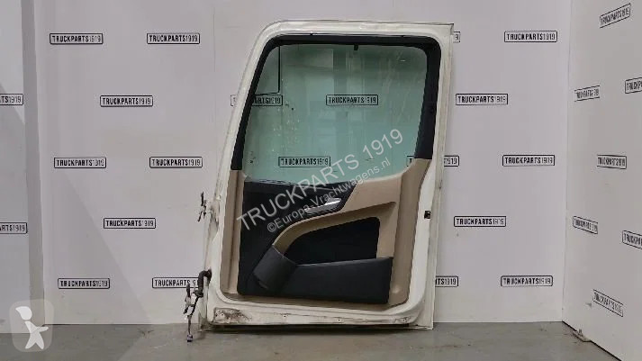 Náhradní díly pro kamiony Mercedes Body &...