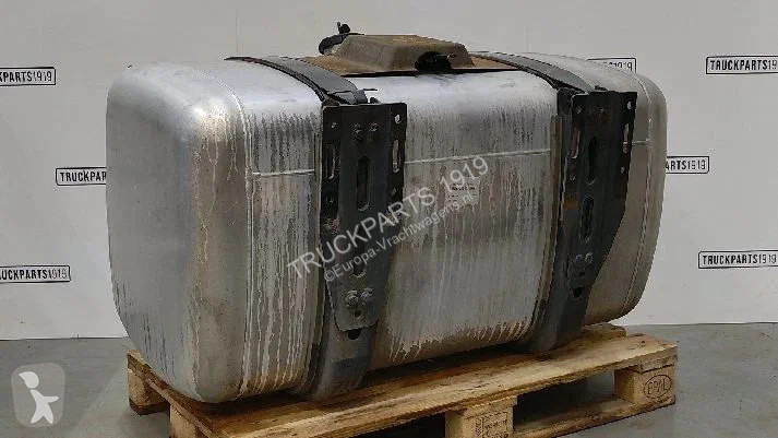 Náhradní díly pro kamiony Mercedes Fuel System...