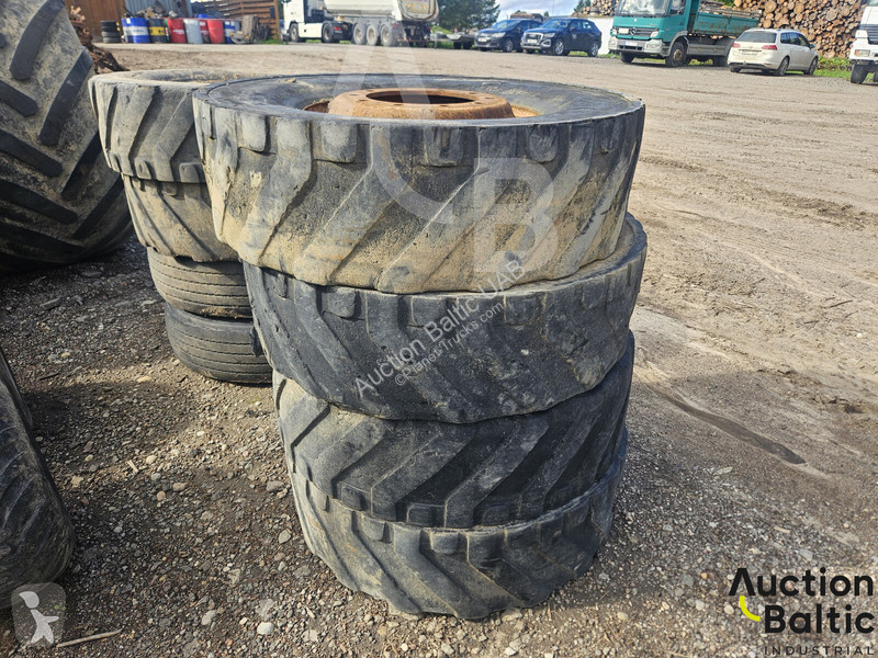 Teherautó-alkatrészek  tyres with rims