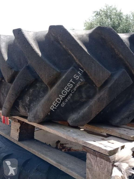 Запчасти для грузовика BKT 405/70-20