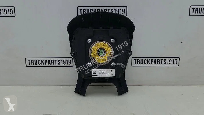 Запчасти для грузовика DAF Body & Chassis Parts...