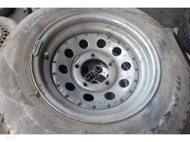 قطع غيار الآليات الثقيلة