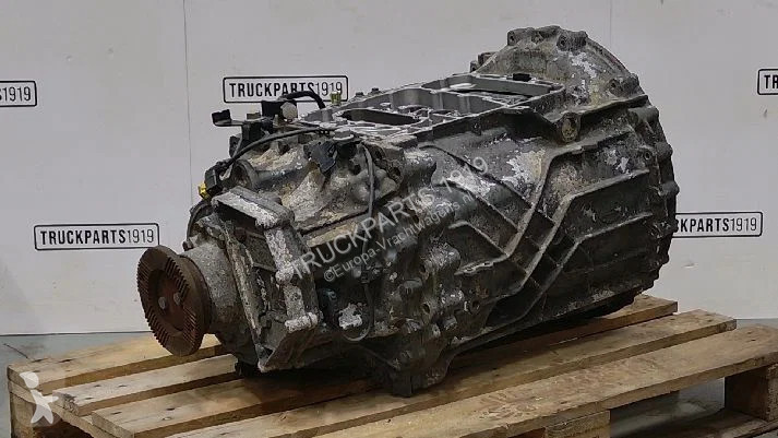 Vrachtwagenonderdelen ZF Gearbox & Clutch Parts...