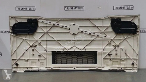 Volvo coating / front grille