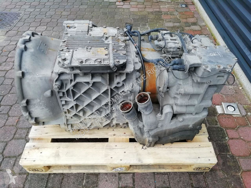 Vrachtwagenonderdelen Volvo VT2412B