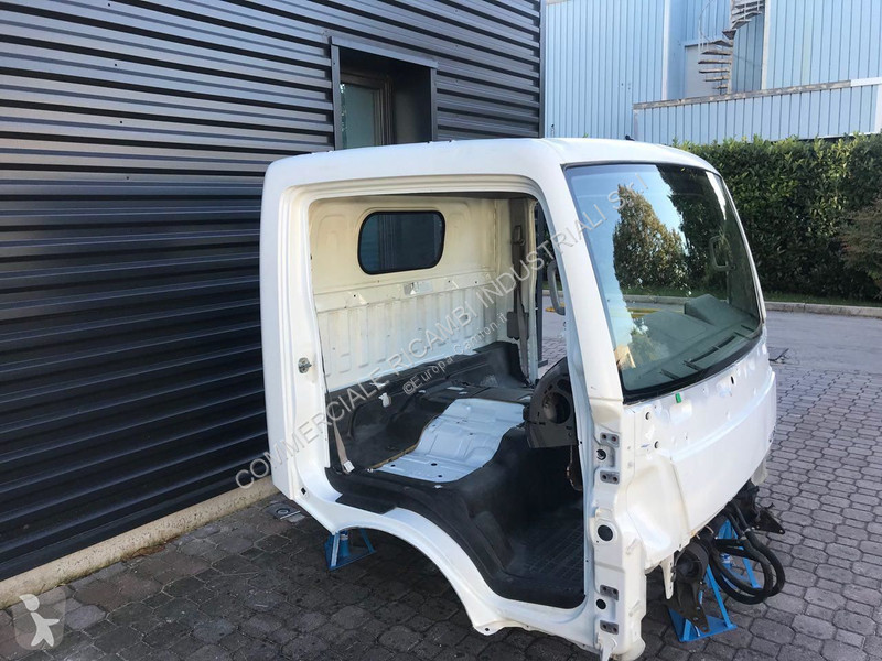 قطع غيار الآليات الثقيلة Nissan CABSTAR - NT400...