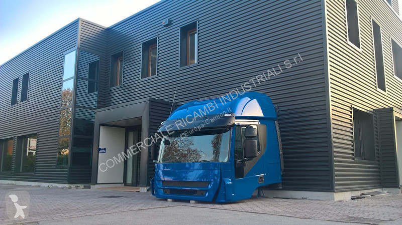 قطع غيار الآليات الثقيلة Iveco STRALIS AT EURO...