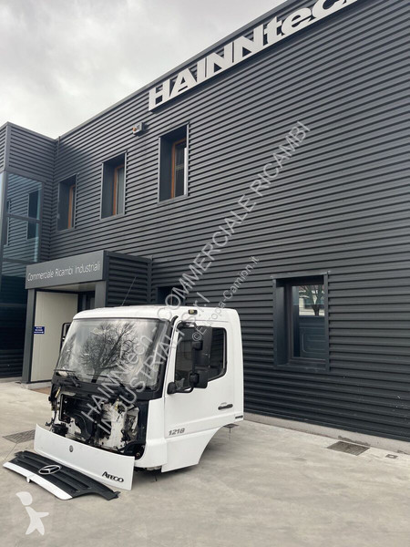 قطع غيار الآليات الثقيلة Mercedes ATEGO 4...