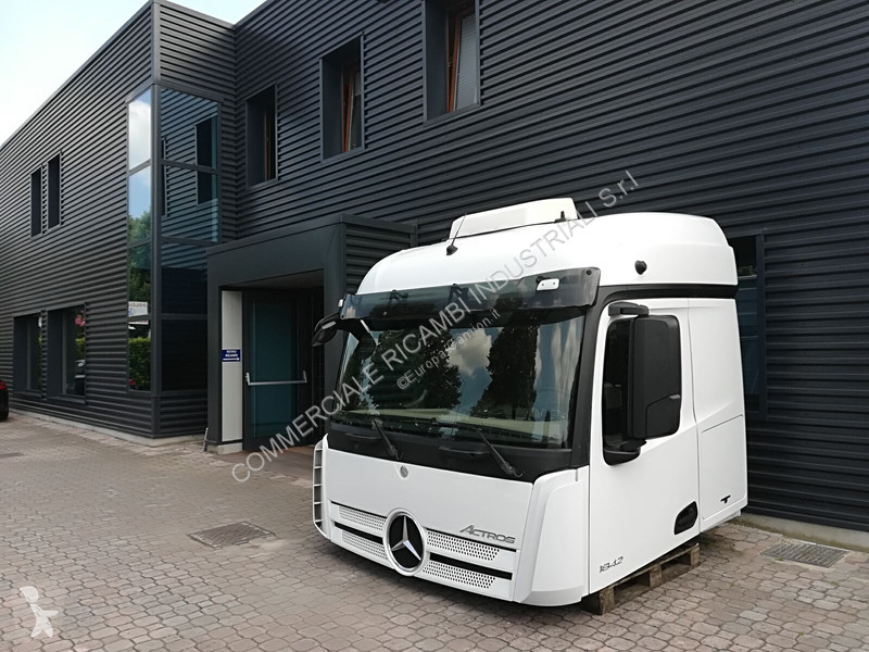 قطع غيار الآليات الثقيلة Mercedes ACTROS 2500...