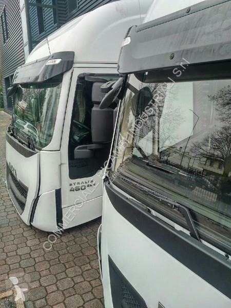 قطع غيار الآليات الثقيلة Iveco HI-WAY Euro 6