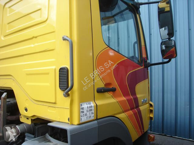 Pièces poids lourds Mercedes CABINE ATEGO 915