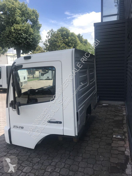 قطع غيار الآليات الثقيلة Mercedes AXOR MP2 EURO...