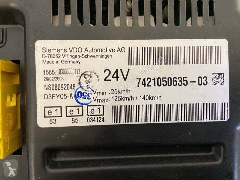Vrachtwagenonderdelen Renault 7421050635...