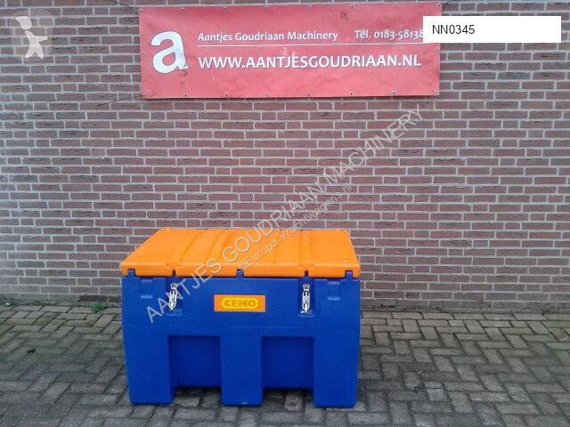 Vrachtwagenonderdelen  Réservoir AdBlue pour...