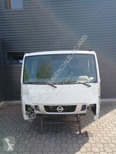 قطع غيار الآليات الثقيلة Nissan NT400
