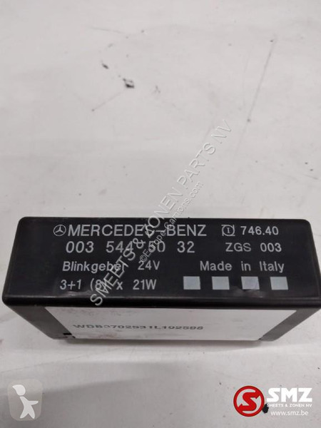 Vrachtwagenonderdelen Mercedes Occ Knipperlicht...