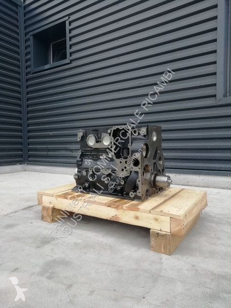 قطع غيار الآليات الثقيلة Iveco F4BE0454 WITH...