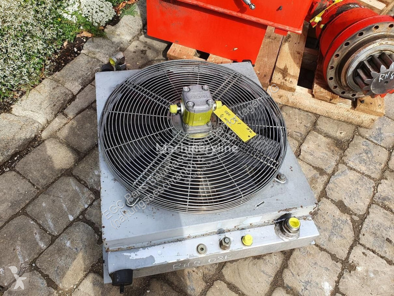 Vrachtwagenonderdelen Radiateur d'huile moteur...