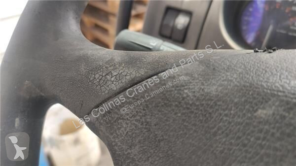 Reservdelar lastbilar DAF Volant pour camion...