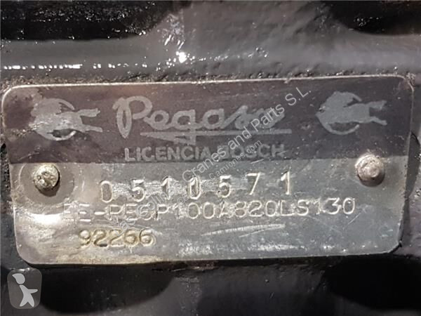 Náhradní díly pro kamiony  Pompe à carburant...