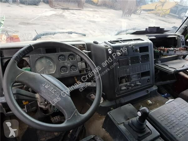 Reservdelar lastbilar Iveco Tableau de bord...